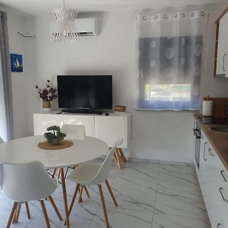 Apartmani Zlata Sveti Filip i Jakov Exterior foto